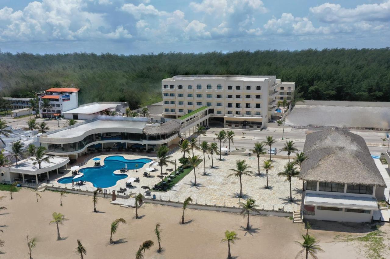 Hotel Arenas Del Mar Resort Tampico Exteriör bild