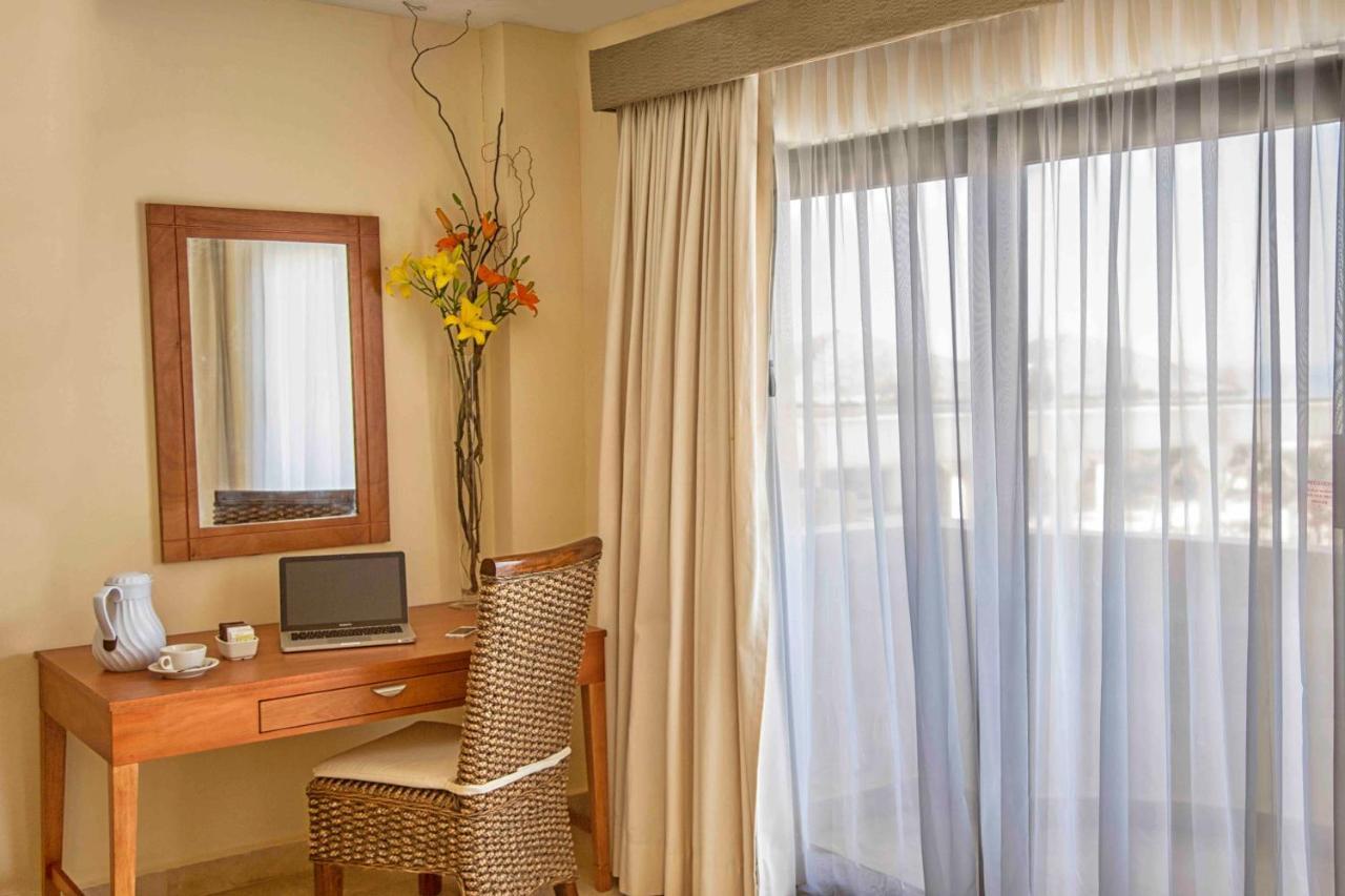 Hotel Arenas Del Mar Resort Tampico Exteriör bild