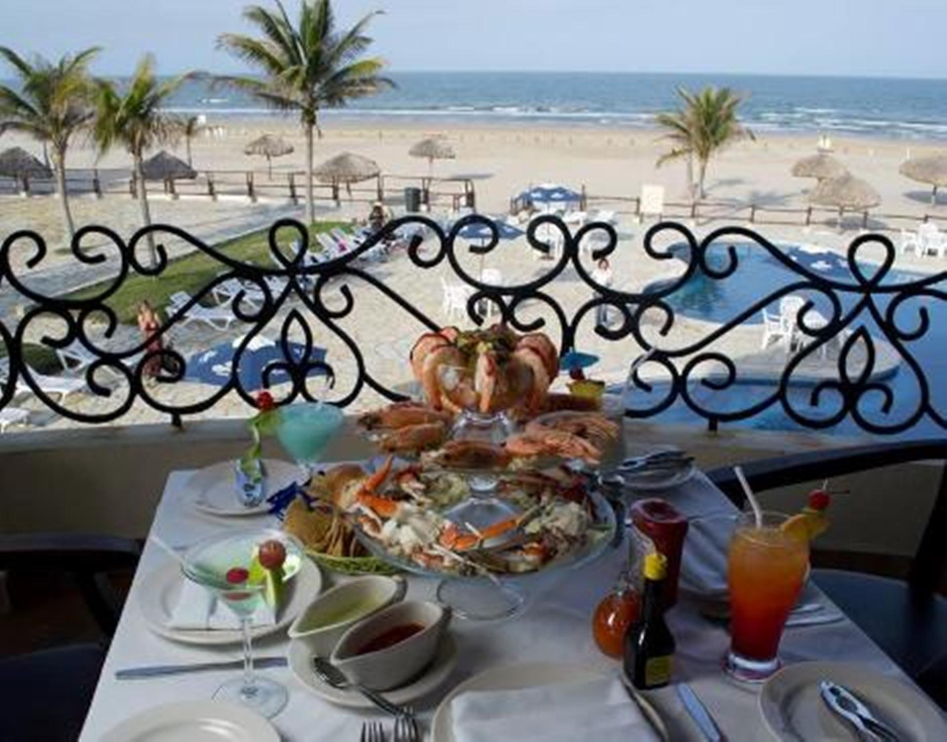 Hotel Arenas Del Mar Resort Tampico Exteriör bild